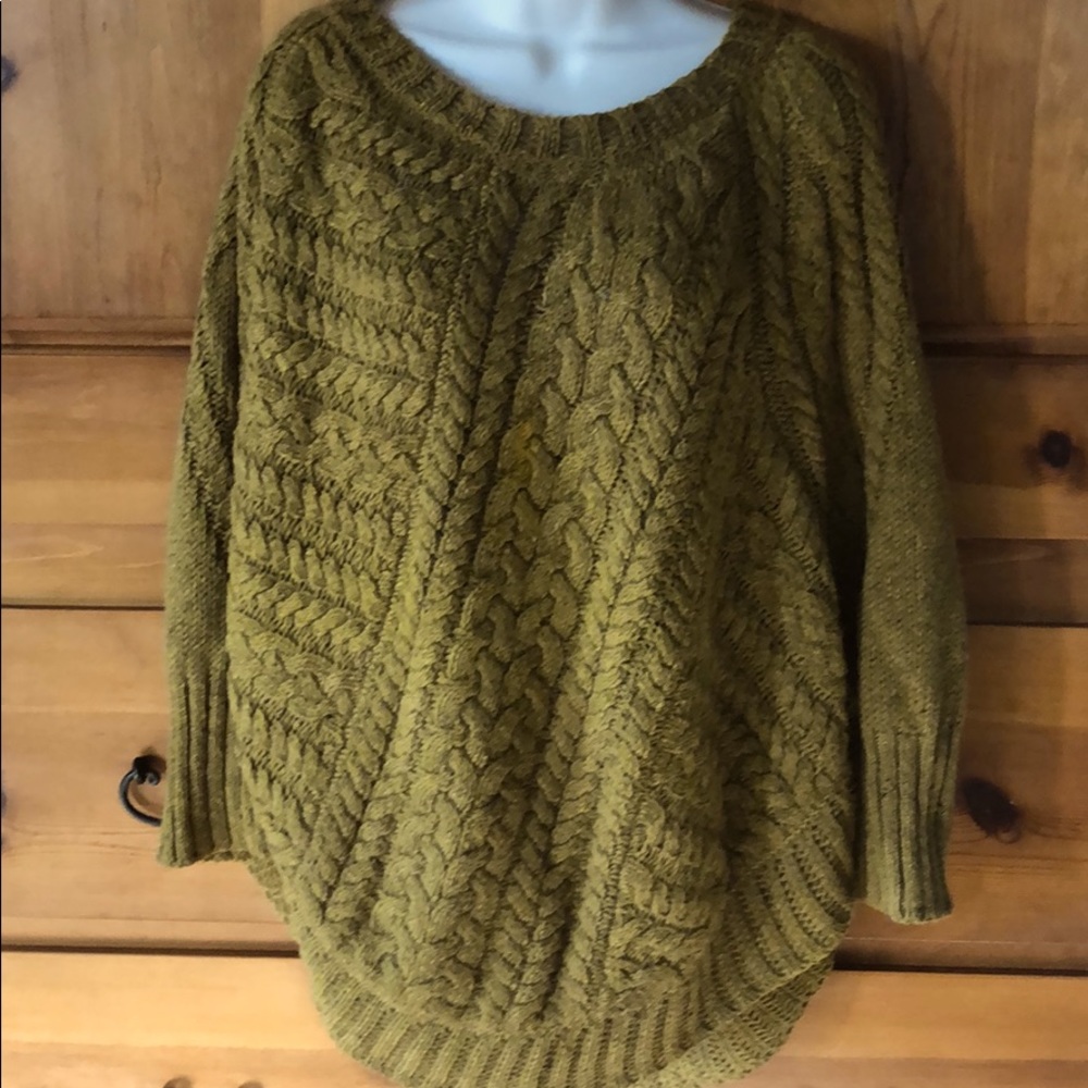 COPY - Anthropologie Pancho Heavy Sweater L